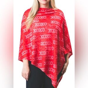 NWT! XOXO Printed Emily Poncho, O/S